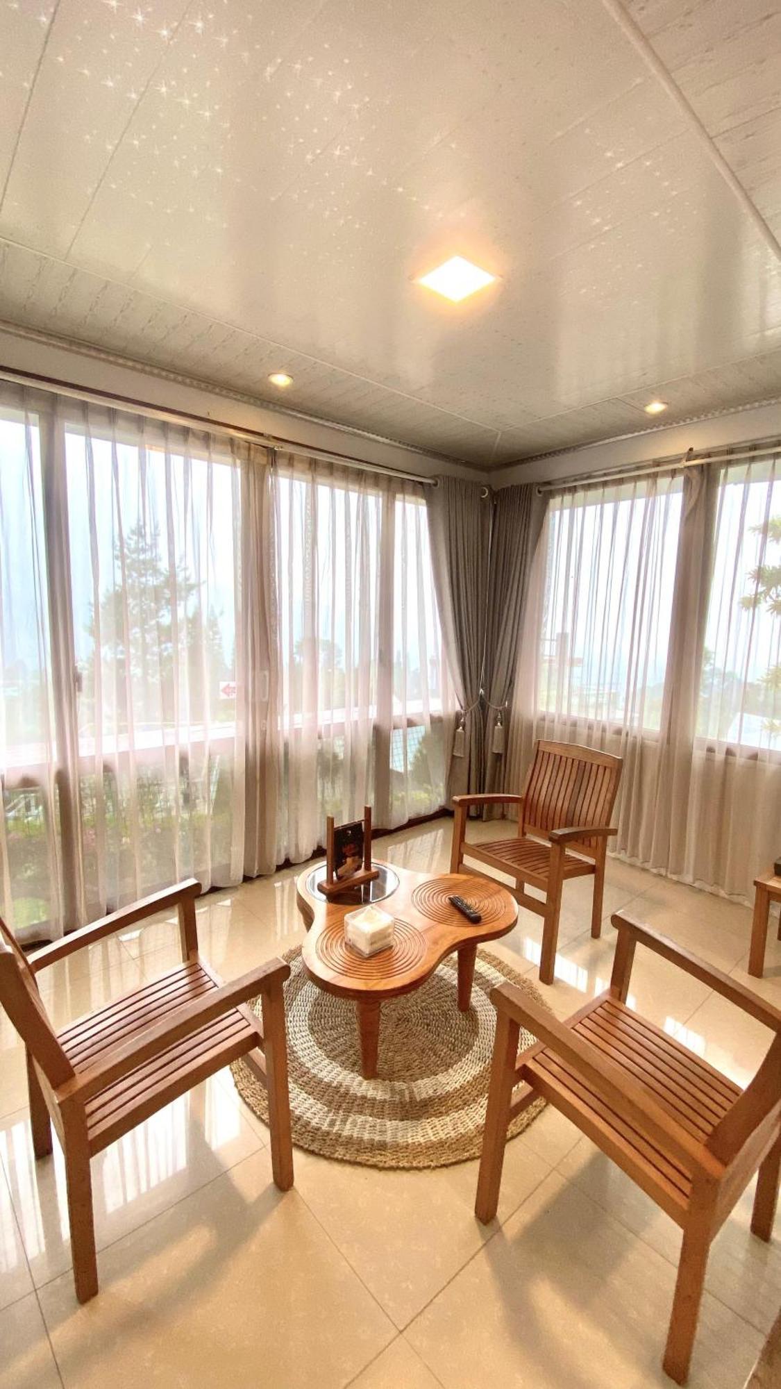 De Pointe Resort & Resto Campaka 外观 照片